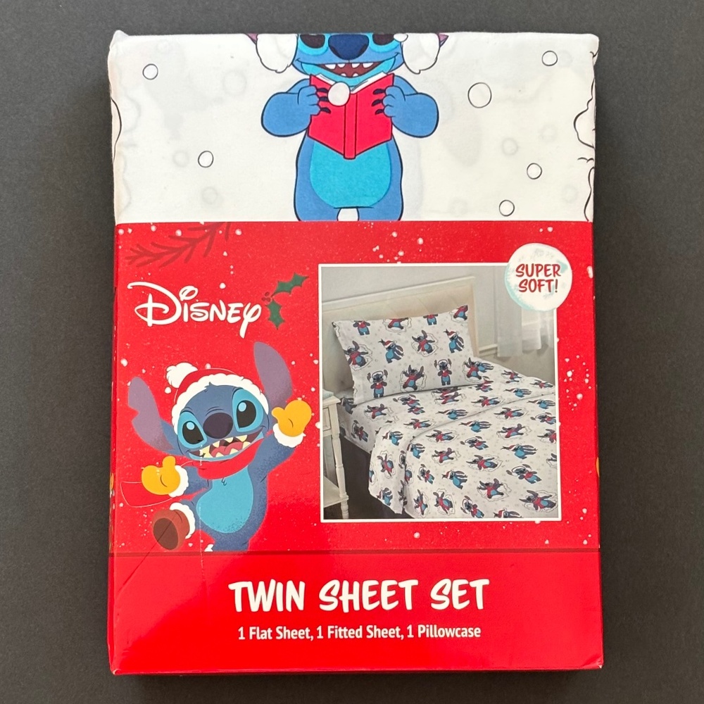 Disney STITCH Twin Bed Sheet Set Christmas Holiday Soft/Polyester Ages 3+ NEW